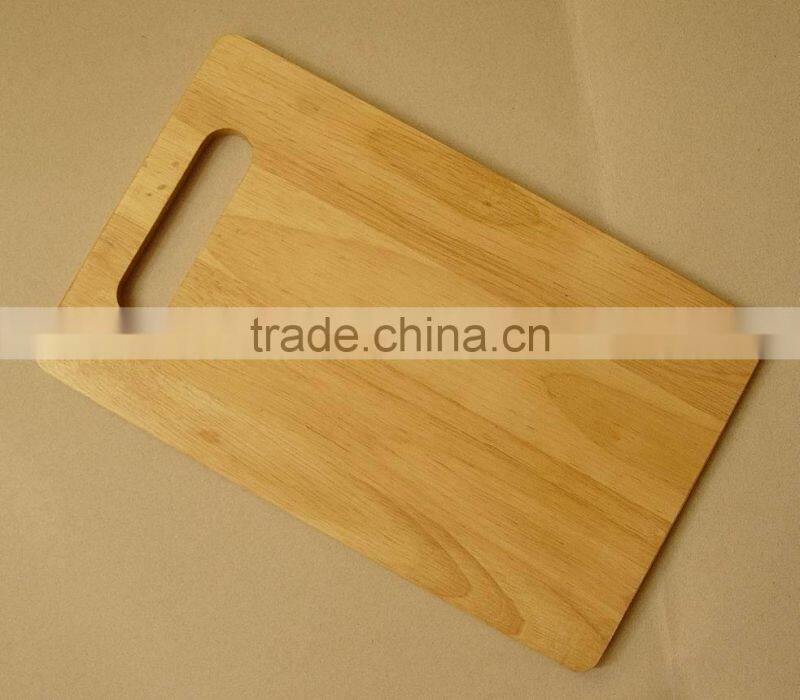 Rubber Wood Cutting Board in Rectangle Shaped