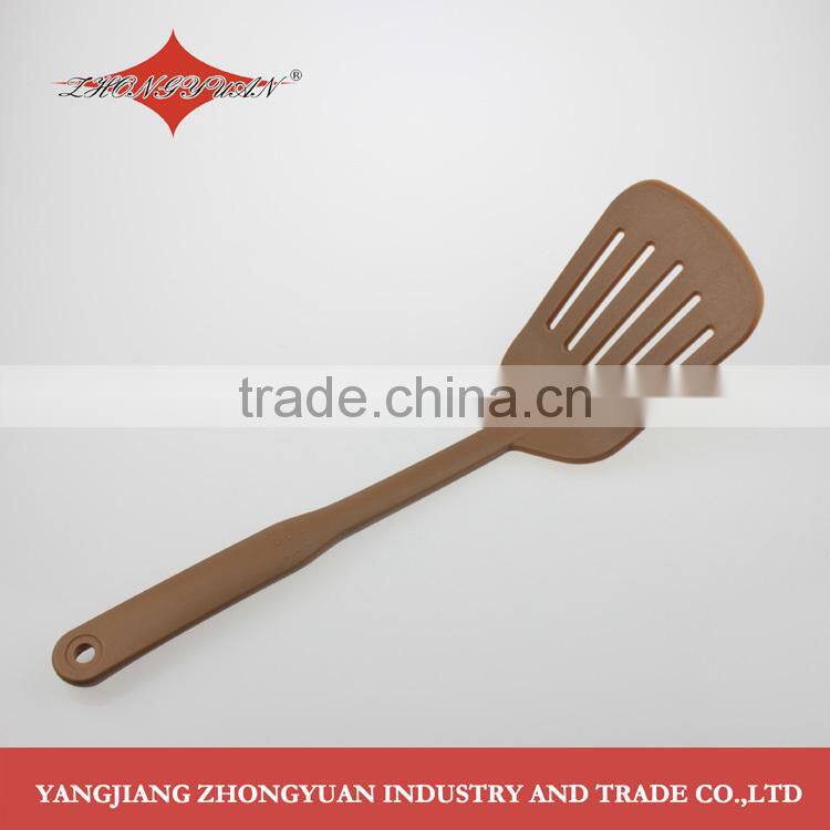 Wholesale Nylon kitchen accessory slotted spatula kitchen utensil for cooking tools