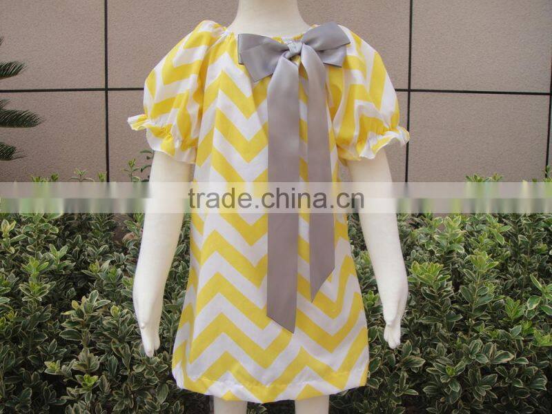 Wholesale fashion baby clothes chevron dress/smocked dress for the kids