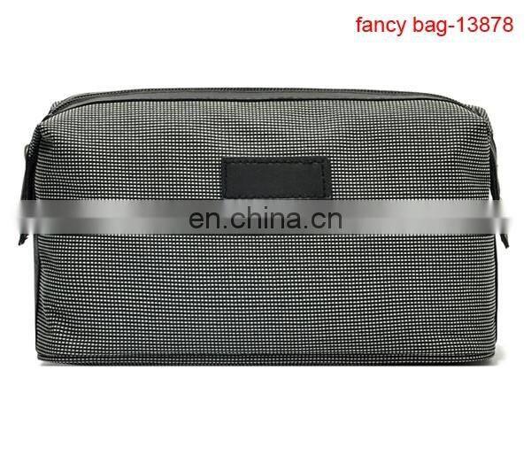Luxurious grey waterproof mens nylon wash bag toiletry bag custom