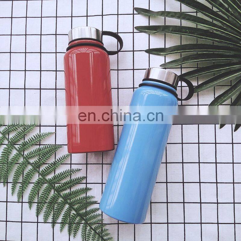 750Ml Vacuum Insulated Stainless Steel Water Bottle With Handle