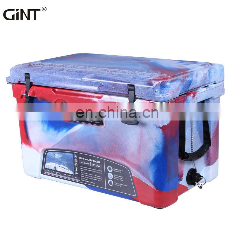 2021 Gint Rotational mould Popular 35QT 45QT PU Cooler box insulated Cooler with handle double wall Customized
