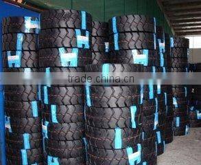 China Alibaba natrual rubber forklift tire, pneumatic solid tyre