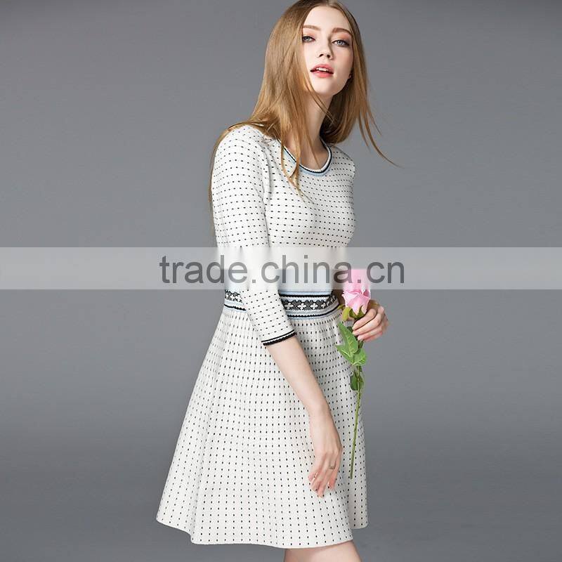 Lady 's knitted round neck jacquard 3/4 sleeve dress