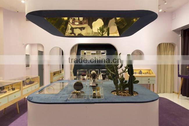 Luxury Retail Custom Design Jewelry Decoration Shop