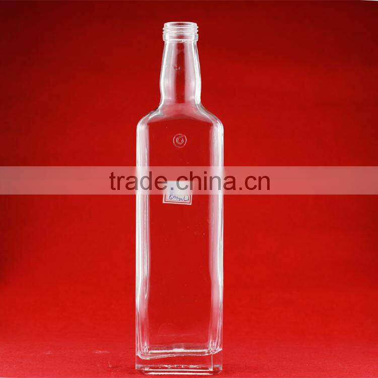 Excellent quality glass liquor bottles new glass spirit bottle 700ml shape empty glass bottle