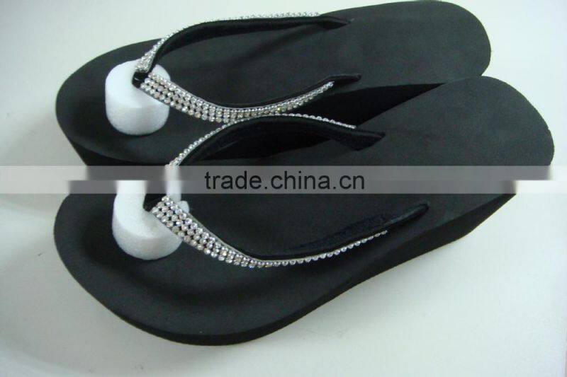 latest women rhinestone strap for summer wedge heel slippers