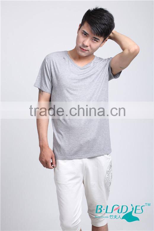 2015 bamboo men breathable tops fashion summer mens' V neck black wholesale t shirt