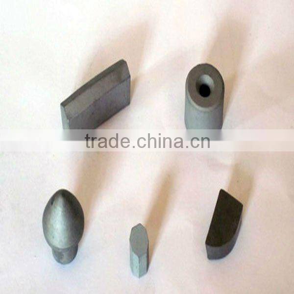 Tungsten carbide mining buttons with good wear resistanace