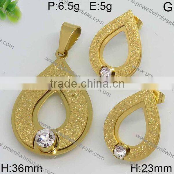 Hot gold color 22k gold stainless steel jewelry set china wholesale