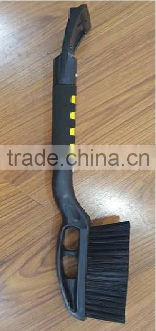 Best car ice scraper, window cleaning ice scraper, plastic ice scraper