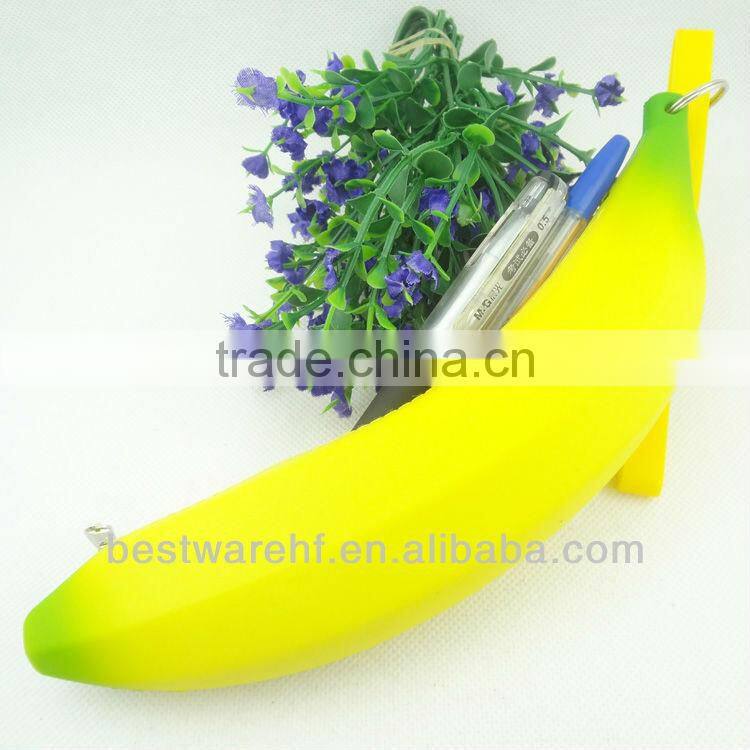 2013 Funny silicone office products,silicone pen case, pen holder