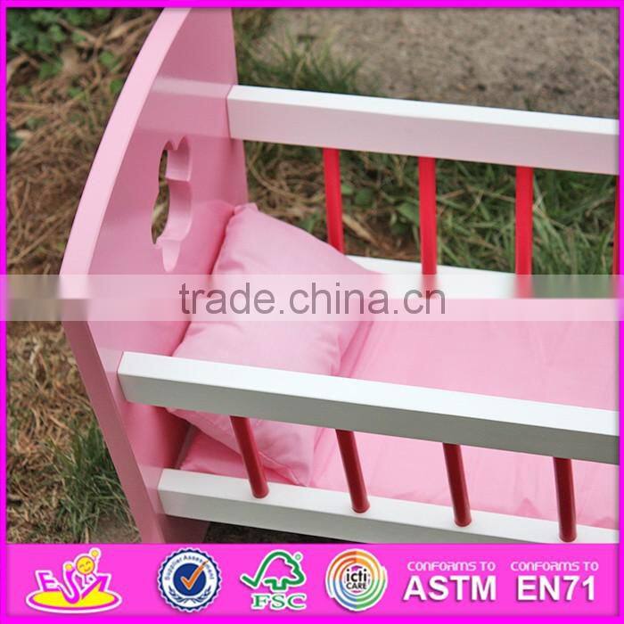 2016 Best design kids wooden toy 18 inch doll bed W06B052