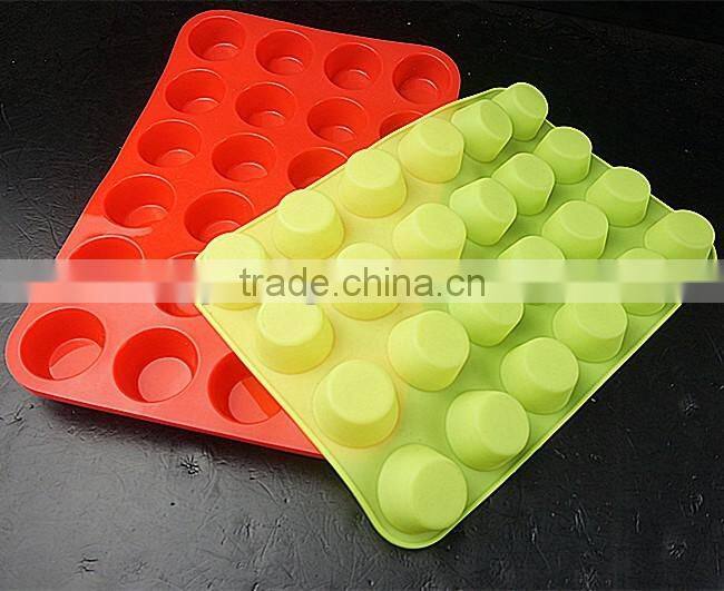 10112 24pcs CUPS Shape Silicone Cake Mold