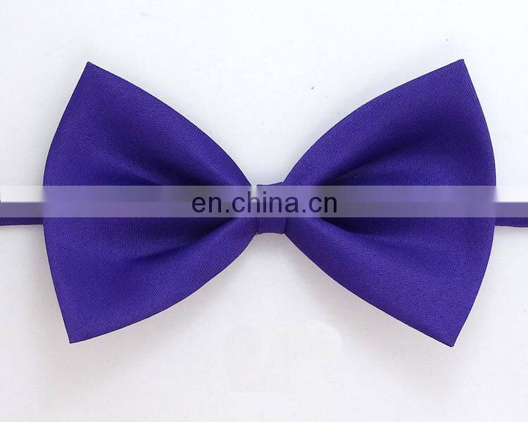 Wholesale Custom Professional Manufacturer Supplier Dog With Bow Tie Collar