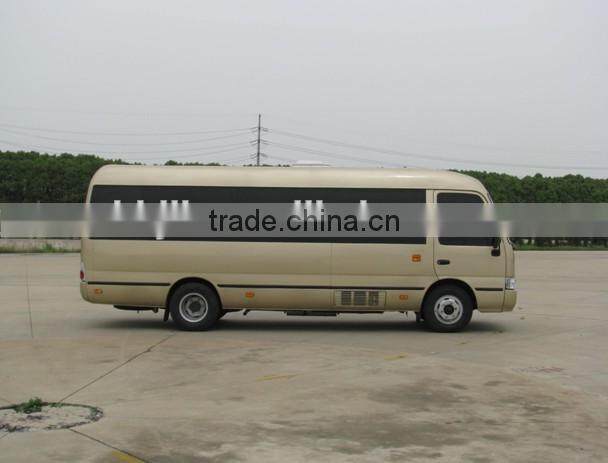 Dongfeng EQ6700L4D 4x2 coaster bus