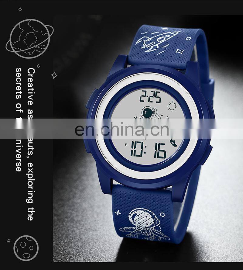SANDA 2122 Men Digital Watches Fashion Astronaut Waterproof Sport Led Men Wrist Watches