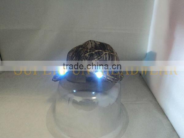 supply 2 LED lights ball caps