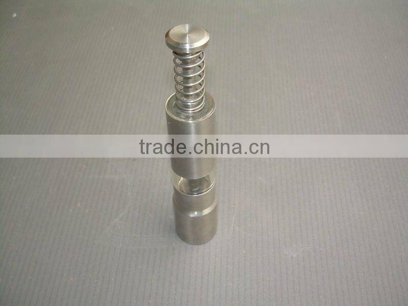 one-handle pepper mill