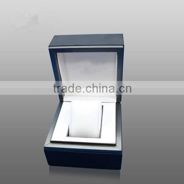Black plastic single watch box wholesale