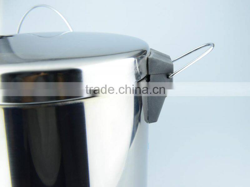 Stainless Steel Foot Pedal Waste Bin/ Dustbins