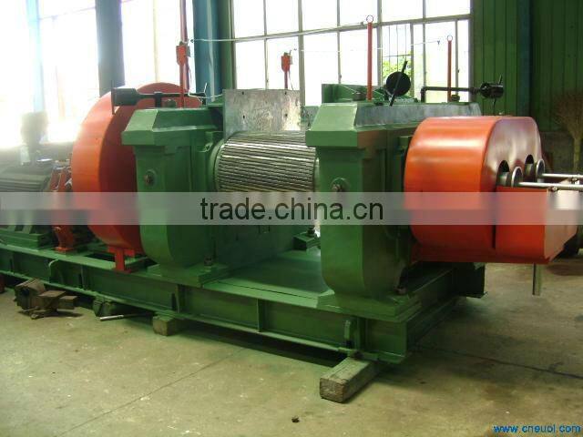 Rubber two rollers crusher for rubber powder making line / car tyre recycling plant