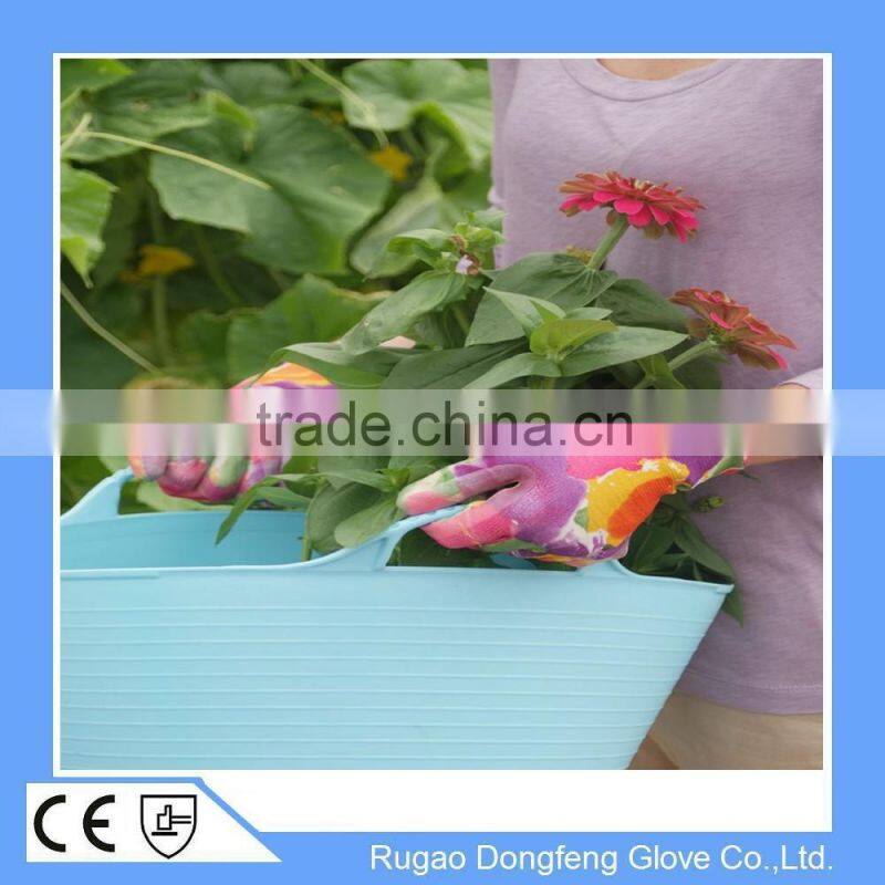 13 Gauge Flower Print Polyester Liner Coated Nitrile Garden Gloves, Women Gardening Gloves, Floral Nitrile Gloves