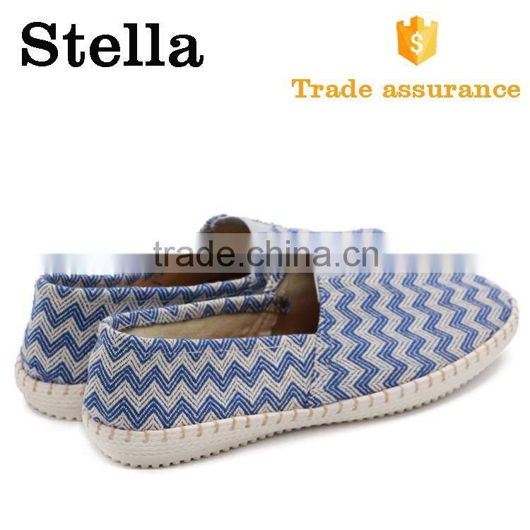 raised grain thick rubber men moccasin