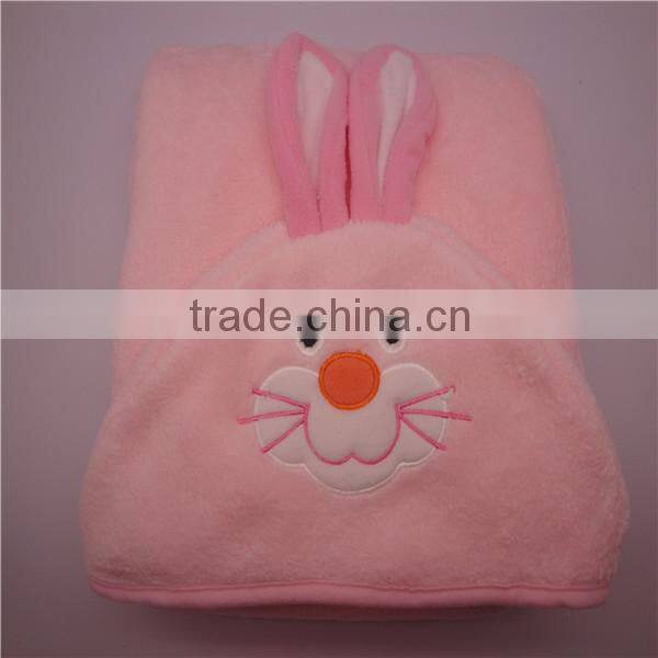 Soft plain dyed embroidered baby quilt blanket wholesale