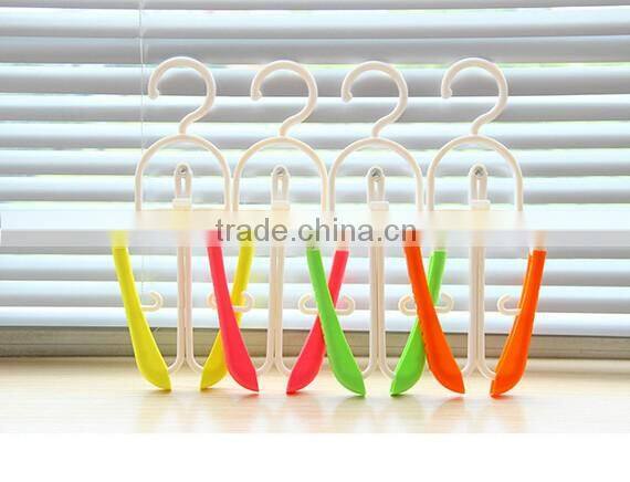 Business Travel Home Required Portable Folding Clothes Hangers Easy To Carry New