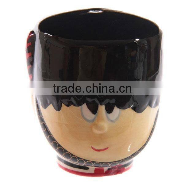 Vintage London Souvenir ceramic Guardsman salt and pepper shaker