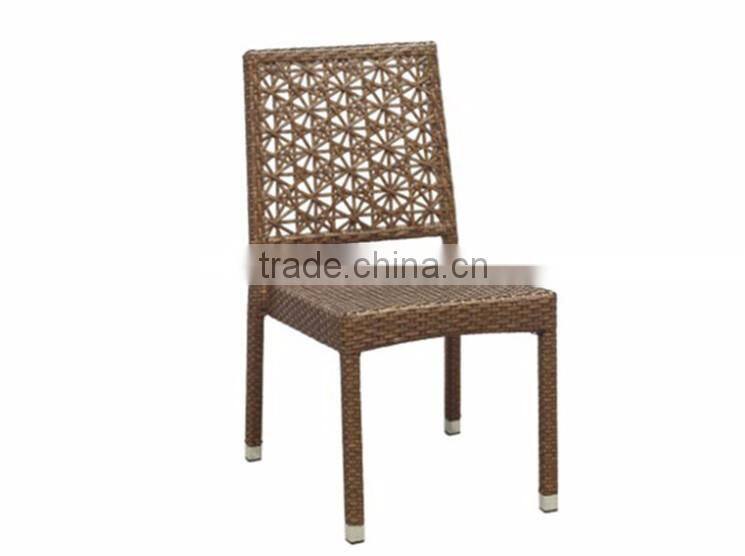 Black unfolding outdoor rattan chair with arms