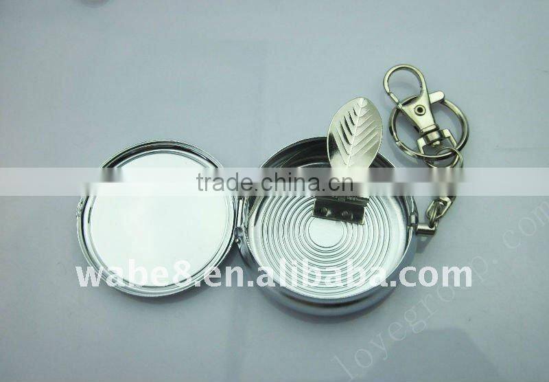 Promotion round mini metal ashtray with Logo Printing and rhinestone cover