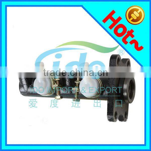 auto parts brake master cylinder for toyota hiace parts oem 4720126501