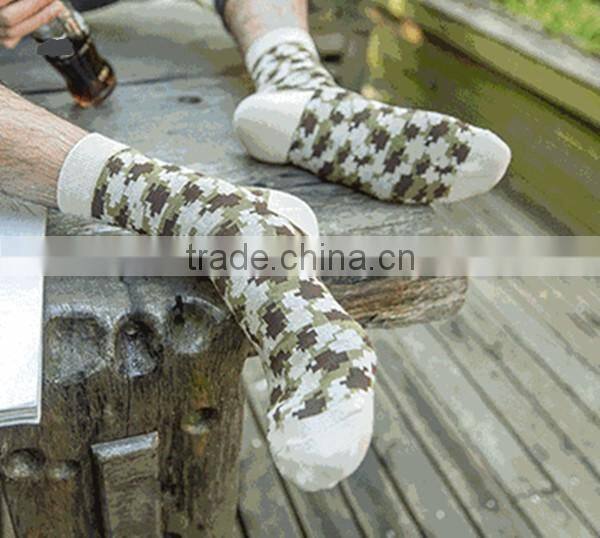 10 pcs/lot cheaper price good quality camouflage cotton make China made spring men army socks