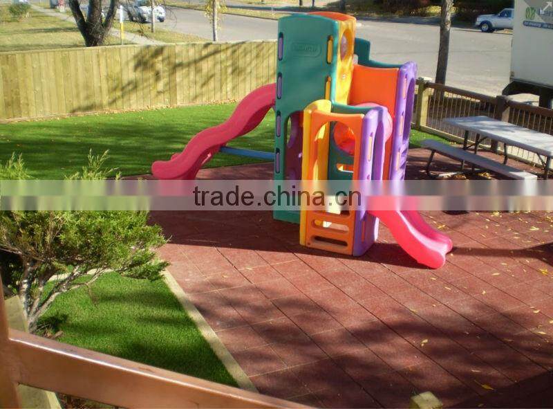 Crumb rubber flooring mat