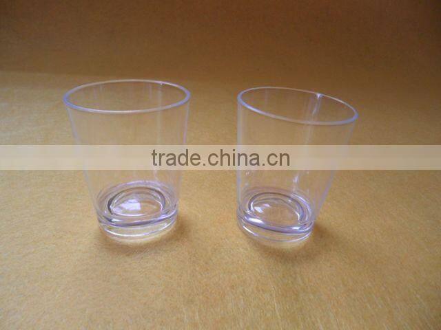 Clear plastic disposable beverage cups