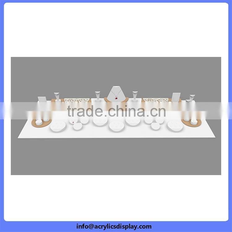 Top grade High reflective acrylic tabletop jewelry display