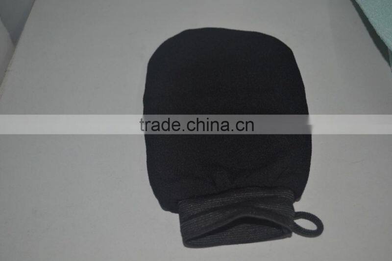 Body sisal exfoliating mitts to clean the dead skin