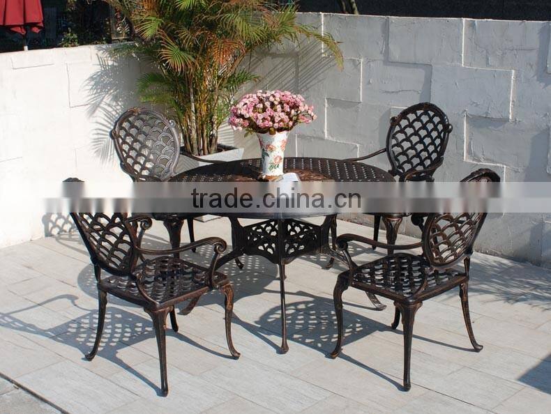 Best Selling High Quality Garden Furniture Cast Aluminium Dining Table Set in Patio