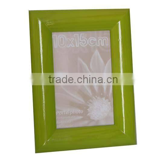 Photo frame in drawing room
