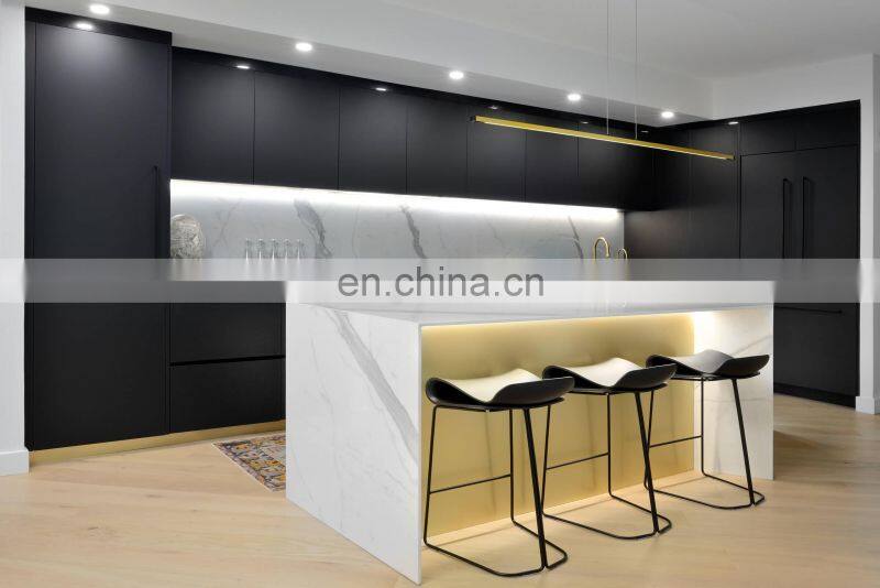 Modern High Gloss Kitchen Cabinet With All Accessories Included