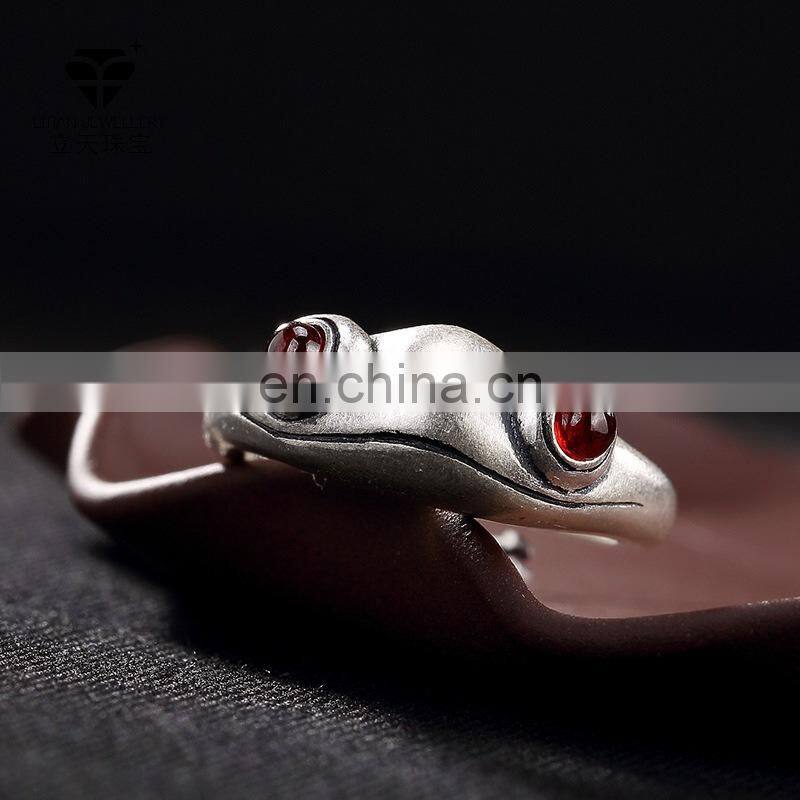 Fashion Frog Ring Frog Open Ring Men Retro Punk Animal Figure Ring Fashion Party Bohemian Hip Hop Jewelry