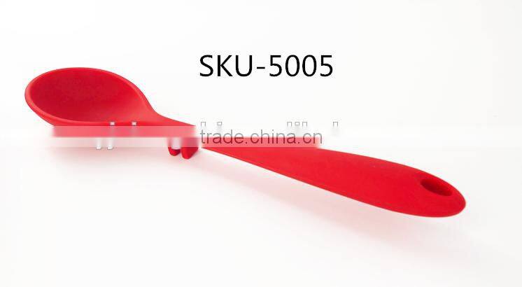 2016 Hot Sale Heat-Resistant Silicone Cooking Utensils Set with stand & silicone kitchen products