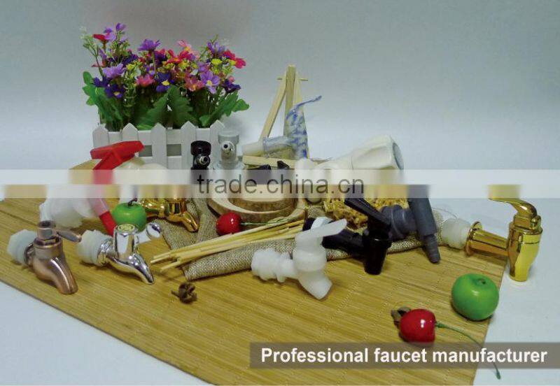 manufacturer of plastic beverage dispenser