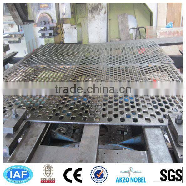 304 high quality stainless steel perforated metal wire mesh