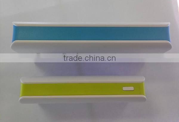 2014 new design 8000mah portable mobile power