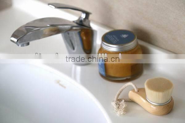 cleaning face brush for pore care