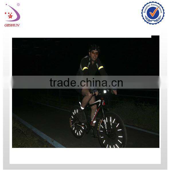 Reflective armband safety armband