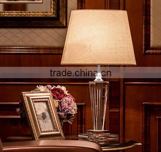 Clear K9 crystal table lamp